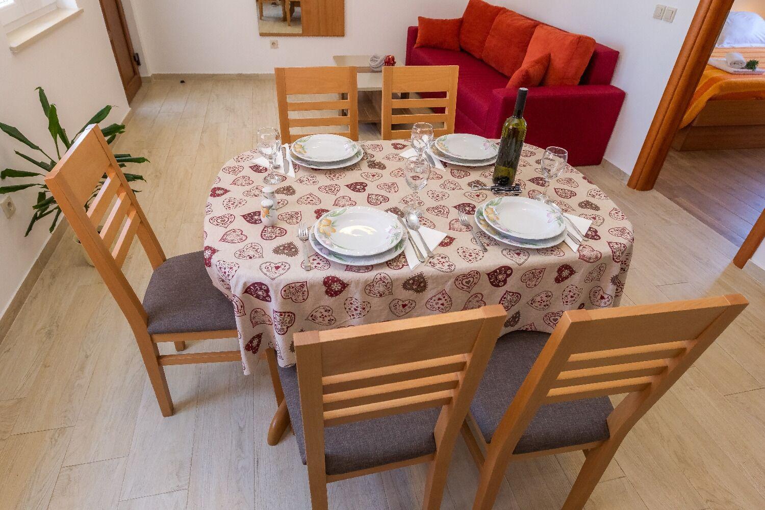 Apartments Zvone1 벨리 라트 외부 사진