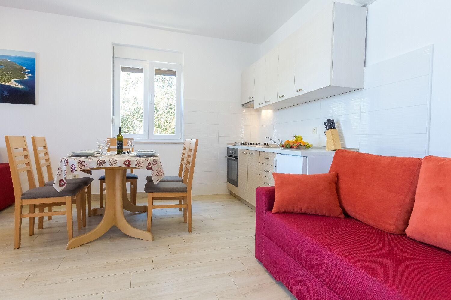 Apartments Zvone1 벨리 라트 외부 사진